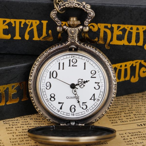 שעון כיס שרשרת ברונזה. מוטבע מרצדס 1903. עיצוב רטרו.