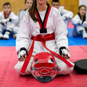 מגן פנים טקוואנדו ואיגרוף עם הגנה מפני זעזועים
