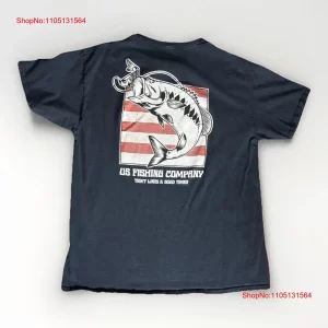 חולצת טי US Fishing Co ל גברים – שחורה
