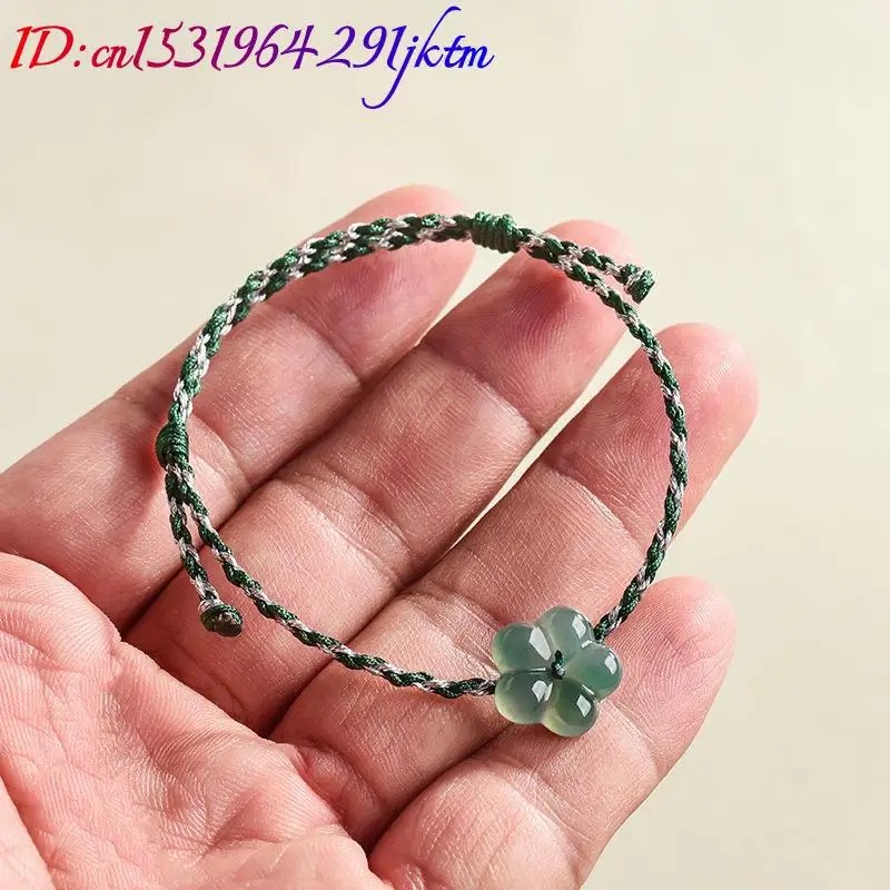 צמיד פרח מעjade בורמזי יוקרתי
