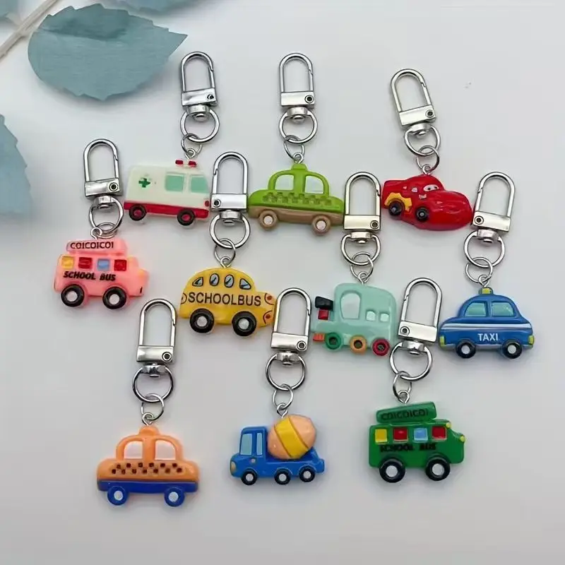 מפתחונית רכב מצויירת מעשה רזין