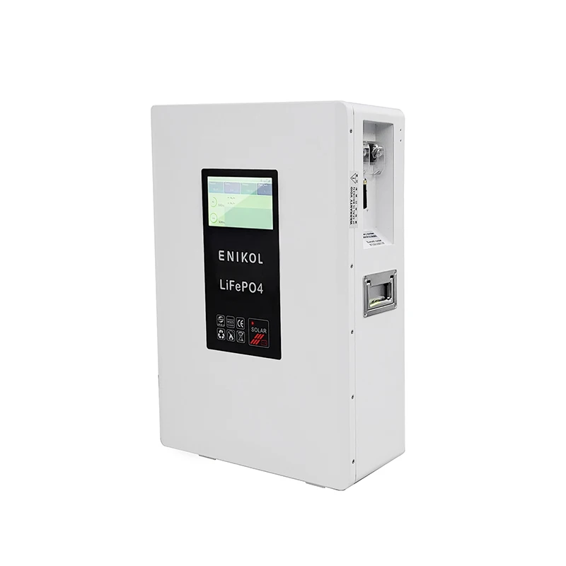 תחנת כוח סולארית קירית עם מסך LCD